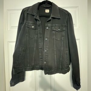GAP 1969 Women’s Black Denim Jacket